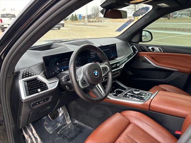 2024 BMW X7 M60i