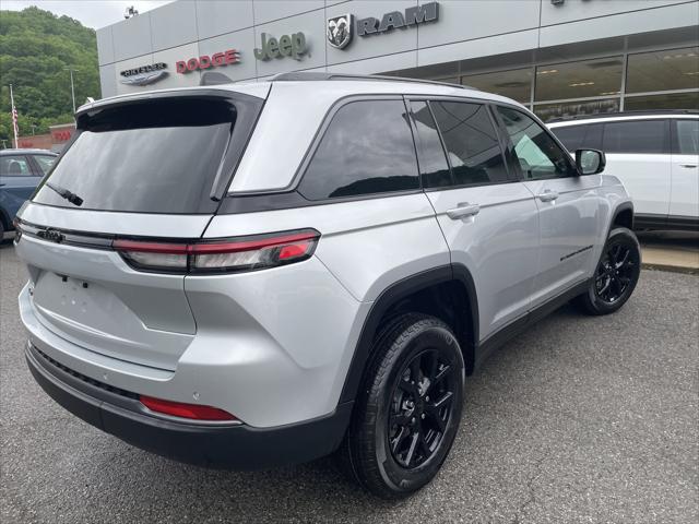 2026 Jeep Grand Cherokee GRAND CHEROKEE LAREDO ALTITUDE 4X4 2026 Jeep Grand Cherokee GRAND CHEROKEE LAREDO ALTITUDE 4X4