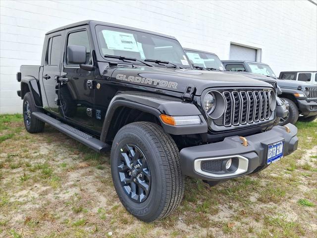 2026 Jeep Gladiator GLADIATOR 85TH ANNIVERSARY EDITION 4X4 2026 Jeep Gladiator GLADIATOR 85TH ANNIVERSARY EDITION 4X4