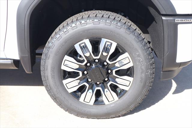 2026 GMC Sierra 2500HD Crew Cab, Standard Bed, Denali, 4WD