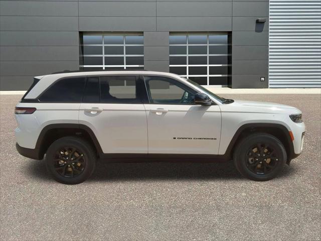 2026 Jeep Grand Cherokee Altitude 4x4