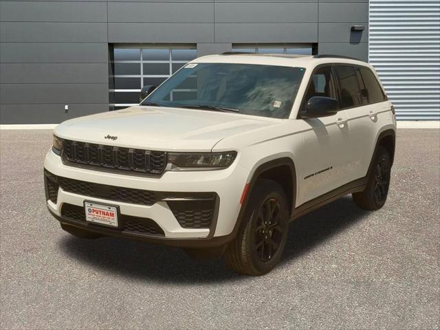 2026 Jeep Grand Cherokee Altitude 4x4