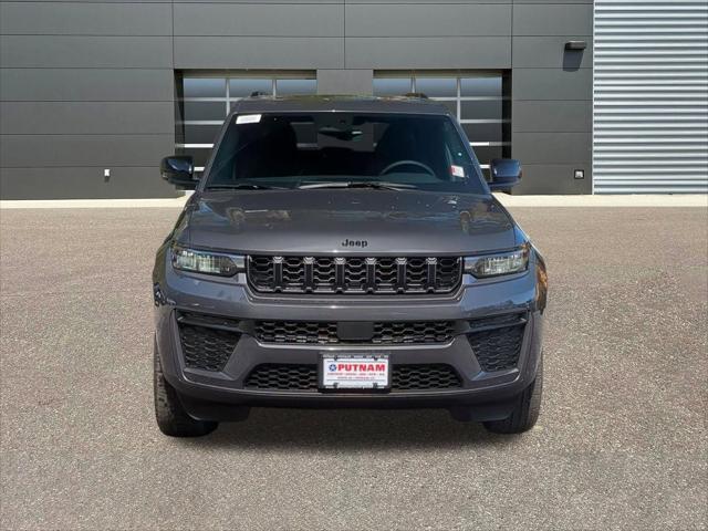 2026 Jeep Grand Cherokee Altitude 4x4