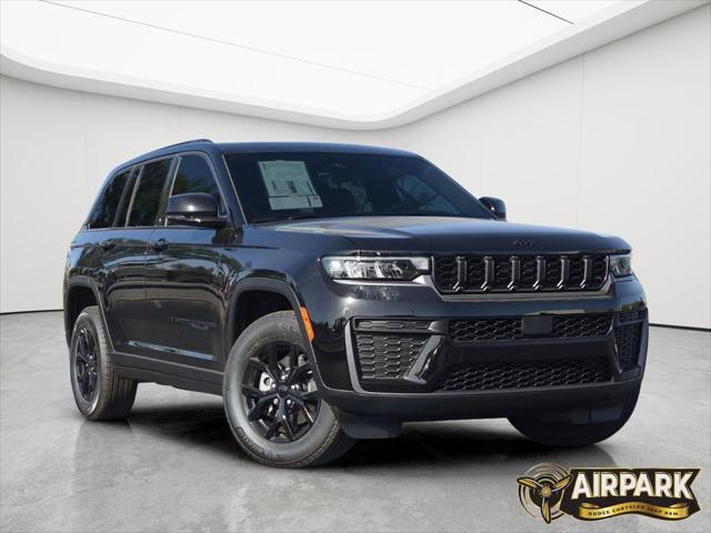 2026 Jeep Grand Cherokee GRAND CHEROKEE LAREDO ALTITUDE 4X4 2026 Jeep Grand Cherokee GRAND CHEROKEE LAREDO ALTITUDE 4X4