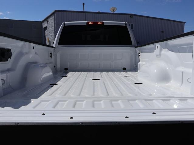 2026 Ram 3500 Tradesman Crew Cab 4x4 8 Box