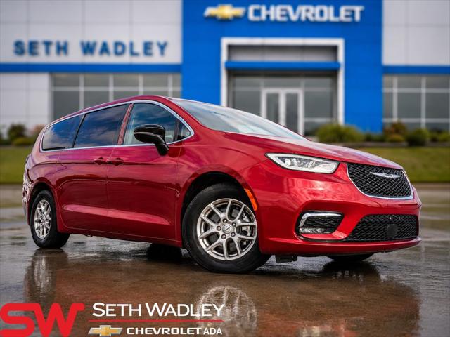 2025 Chrysler Pacifica Select for sale in Ada, OK
