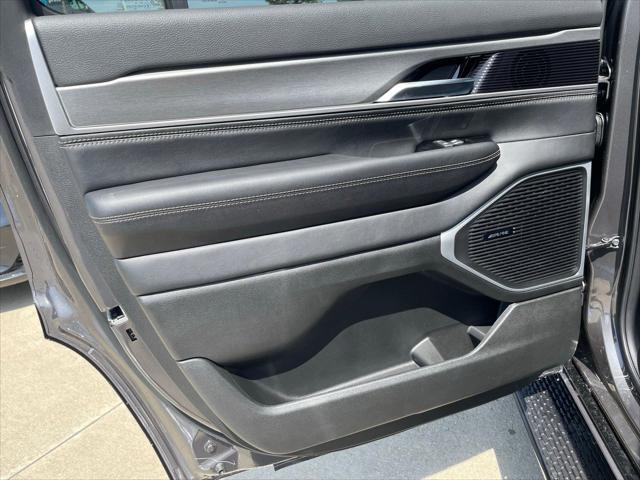 2026 Jeep Grand Wagoneer Limited Altitude 4x4