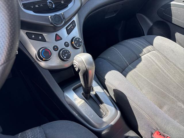2016 Chevrolet Sonic LT Auto
