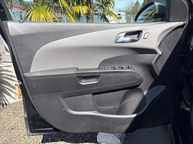 2016 Chevrolet Sonic LT Auto