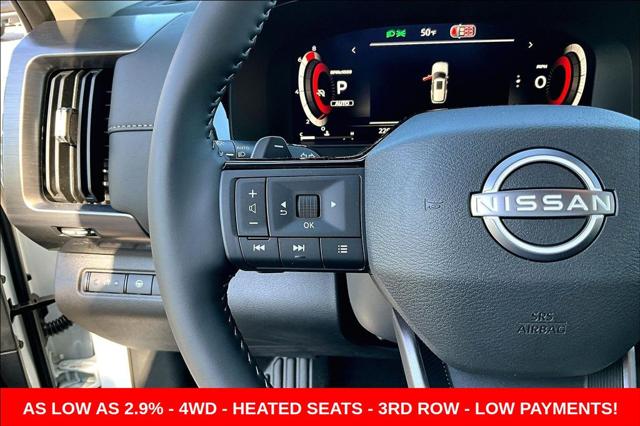 2026 Nissan Pathfinder SL