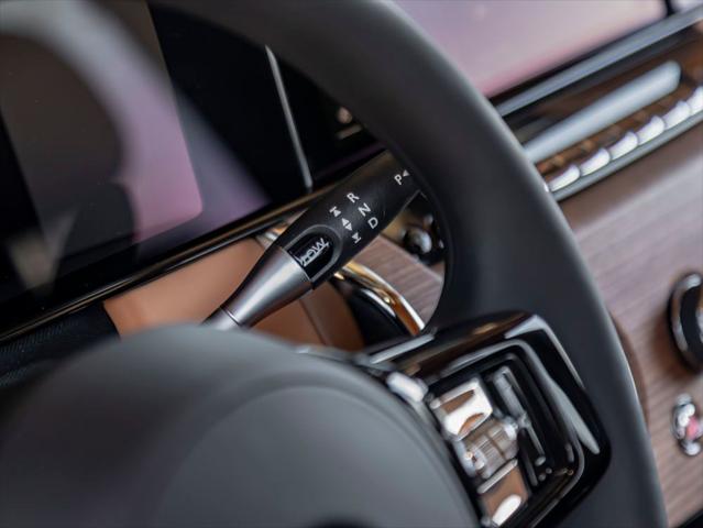 2026 Rolls-Royce Cullinan Base
