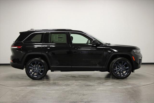 2026 Jeep Grand Cherokee 85th Anniversary Edition