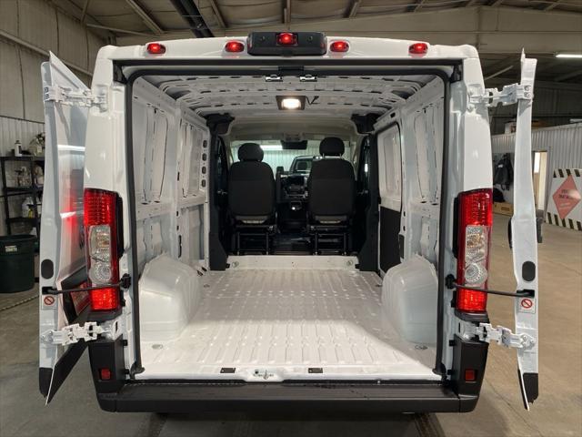 2026 Ram ProMaster Cargo Van Tradesman Low Roof 118" WB w/Pass Seat