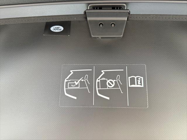2026 Land Rover Discovery Dynamic SE