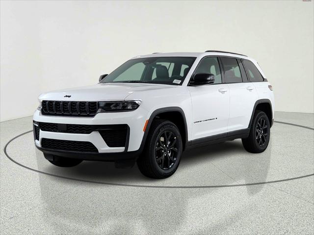 2026 Jeep Grand Cherokee GRAND CHEROKEE LAREDO ALTITUDE 4X4
