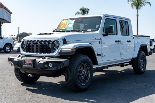 2026 Jeep Gladiator GLADIATOR SPORT S 4X4 2026 Jeep Gladiator GLADIATOR SPORT S 4X4
