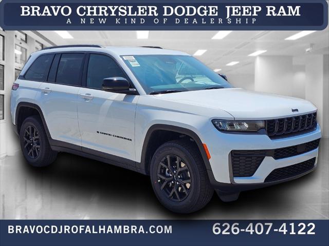 2026 Jeep Grand Cherokee GRAND CHEROKEE LAREDO ALTITUDE 4X2