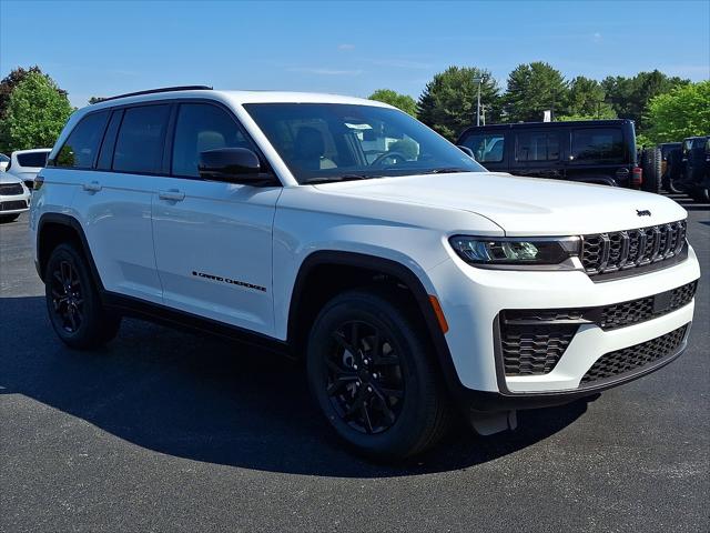 2026 Jeep Grand Cherokee GRAND CHEROKEE LAREDO ALTITUDE 4X4 2026 Jeep Grand Cherokee GRAND CHEROKEE LAREDO ALTITUDE 4X4