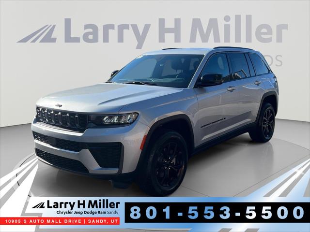 2026 Jeep Grand Cherokee GRAND CHEROKEE LAREDO ALTITUDE 4X4 2026 Jeep Grand Cherokee GRAND CHEROKEE LAREDO ALTITUDE 4X4