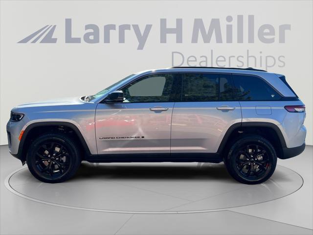 2026 Jeep Grand Cherokee GRAND CHEROKEE LAREDO ALTITUDE 4X4 2026 Jeep Grand Cherokee GRAND CHEROKEE LAREDO ALTITUDE 4X4