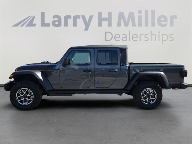 2026 Jeep Gladiator GLADIATOR SHADOW OPS 4X4