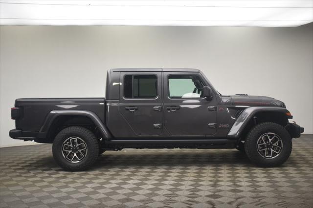 2026 Jeep Gladiator GLADIATOR SHADOW OPS 4X4