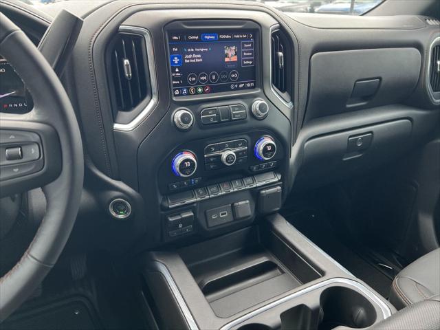 2022 GMC Sierra 2500HD 4WD Crew Cab Standard Bed AT4