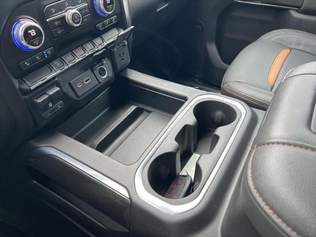 2022 GMC Sierra 2500HD 4WD Crew Cab Standard Bed AT4
