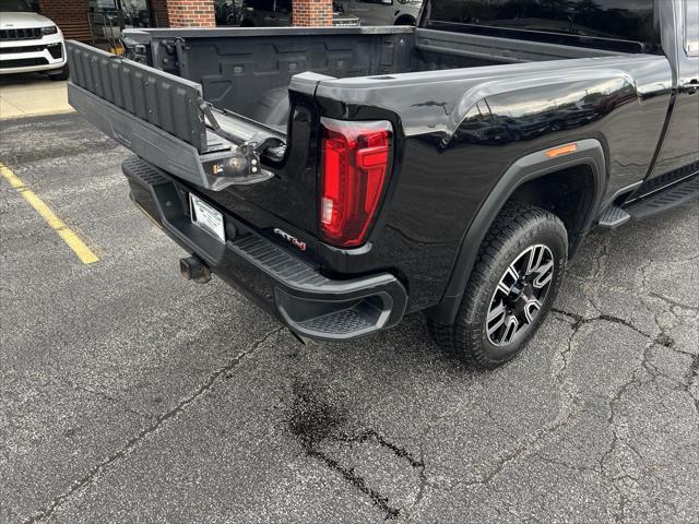 2022 GMC Sierra 2500HD 4WD Crew Cab Standard Bed AT4