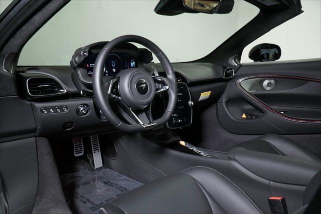 2026 McLaren Artura 2D Convertible