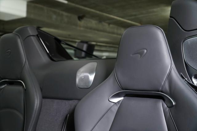 2026 McLaren Artura 2D Convertible