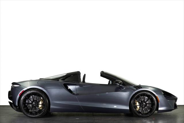 2026 McLaren Artura 2D Convertible