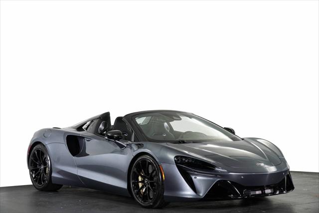 2026 McLaren Artura 2D Convertible