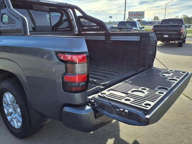 2023 Nissan Frontier Crew Cab SV 4x4