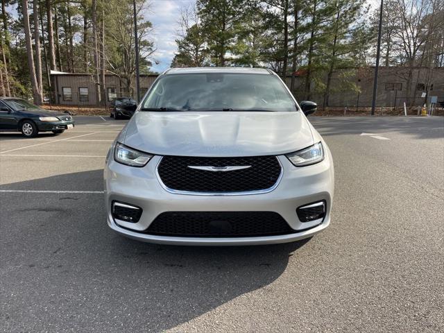 2024 Chrysler Pacifica Touring L 2024 Chrysler Pacifica Touring L