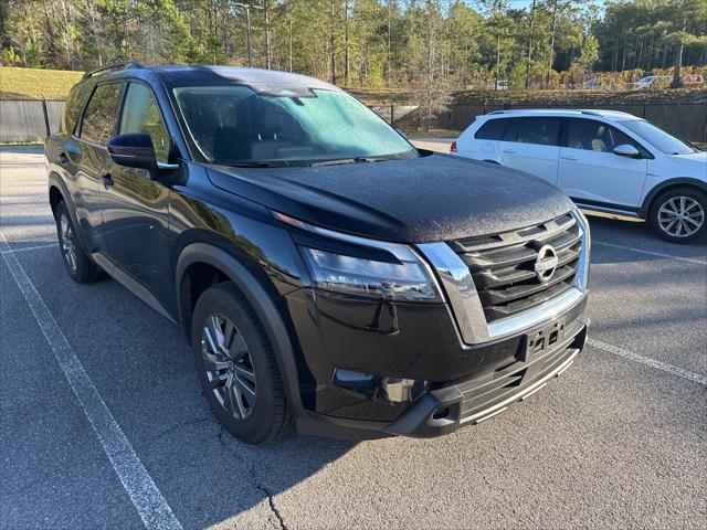2024 Nissan Pathfinder SV FWD