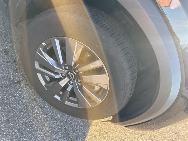 2024 Nissan Pathfinder SV FWD