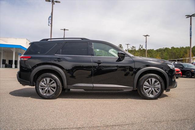 2024 Nissan Pathfinder SV FWD