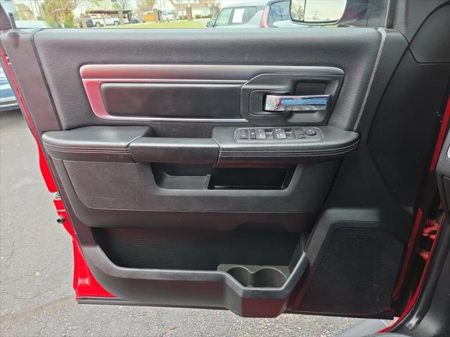 2023 Ram 1500 Classic Warlock Crew Cab 4x4 5'7" Box