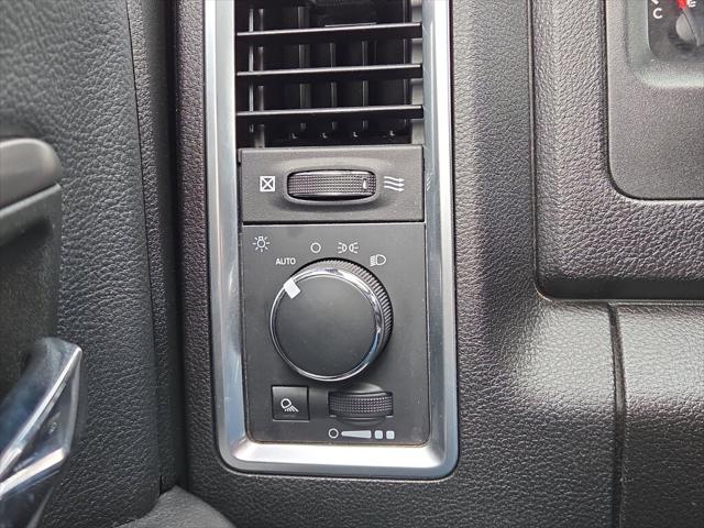 2023 Ram 1500 Classic Warlock Crew Cab 4x4 5'7" Box