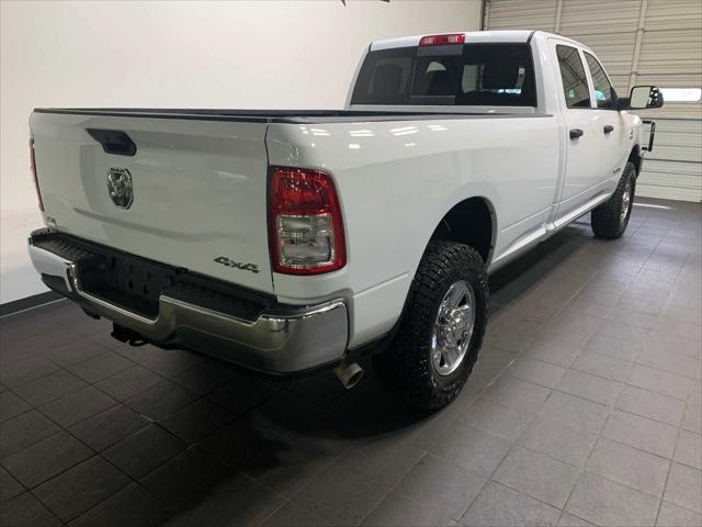 2022 RAM 3500 Tradesman Crew Cab 4x4 8 Box