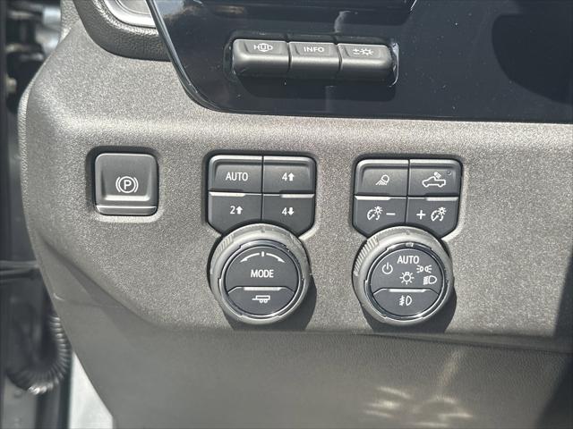 2024 Chevrolet Silverado 2500HD 4WD Crew Cab Standard Bed High Country