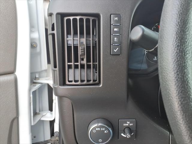 2023 GMC Savana Cargo RWD 2500 Regular Wheelbase Work Van