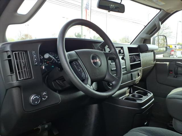2023 GMC Savana Cargo RWD 2500 Regular Wheelbase Work Van