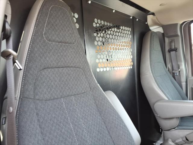 2023 GMC Savana Cargo RWD 2500 Regular Wheelbase Work Van
