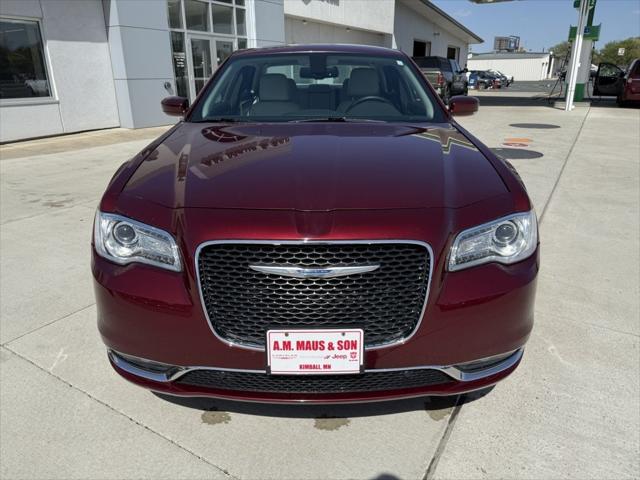 2015 Chrysler 300 Limited