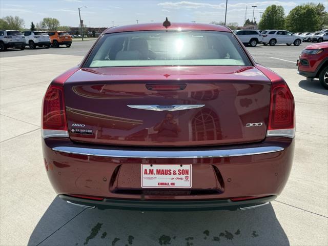 2015 Chrysler 300 Limited