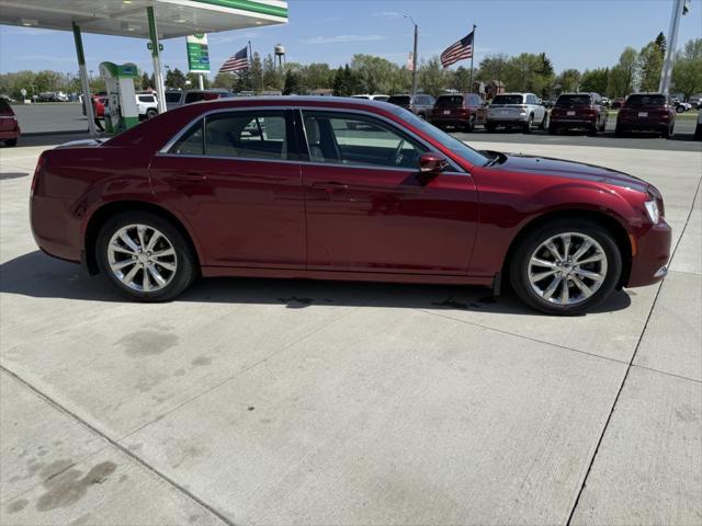 2015 Chrysler 300 Limited