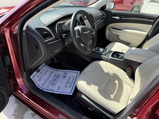 2015 Chrysler 300 Limited