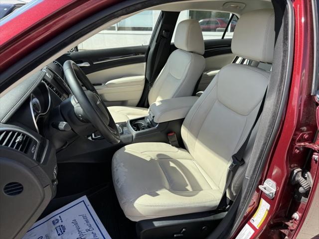 2015 Chrysler 300 Limited